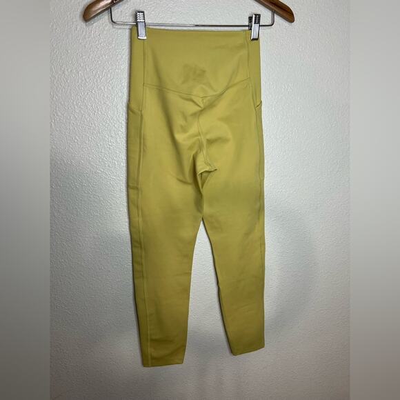 Girlfriend Collective High-Rise Thigh Pocket Compressive Leggings Yellow NEW XS - Picture 5 of 7
